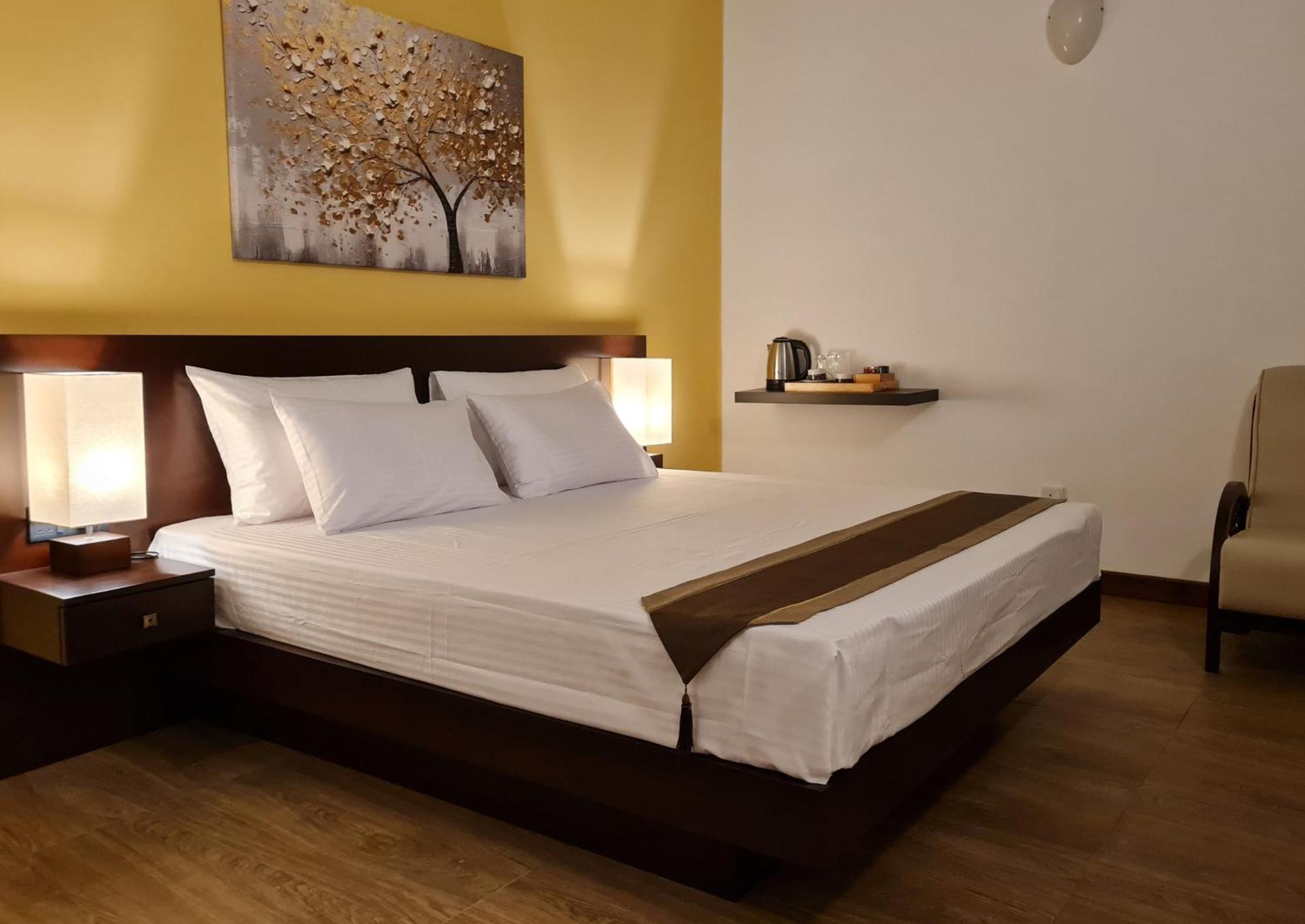 City Oasis 66 Negombo Eksteriør bilde