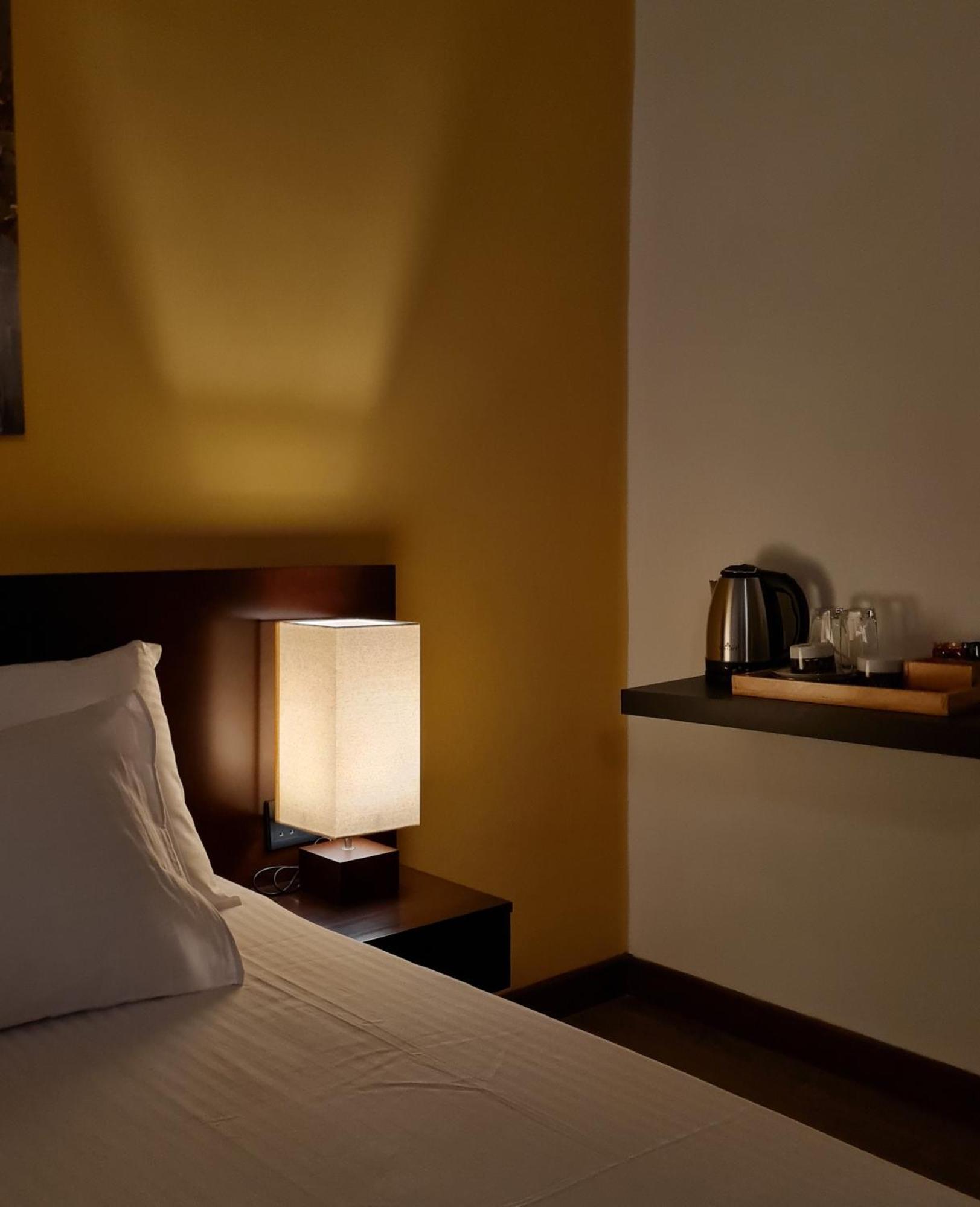 City Oasis 66 Negombo Eksteriør bilde